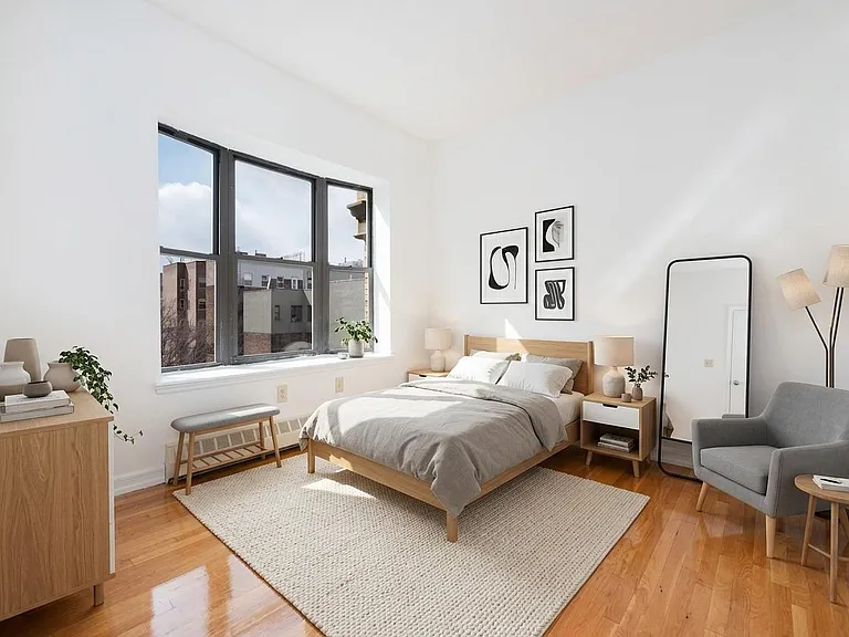 211 W 117th St #2C — Photo 3