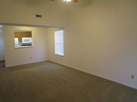 4th image of 3515 Prescott Dr