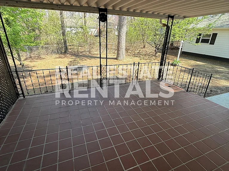 688 Sutton Bridge Rd — Photo 11