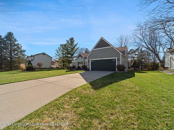 4th image of 1131 Wolf Run Dr
