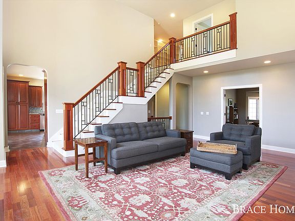 5th image of 2260 Knollpoint Dr NE
