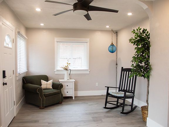 4th image of 425 Canyon Rd