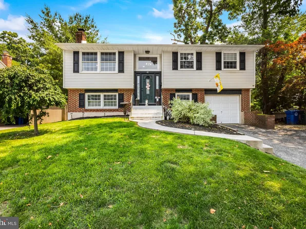 41 Saint Regis Dr, Woodbury, NJ 08096