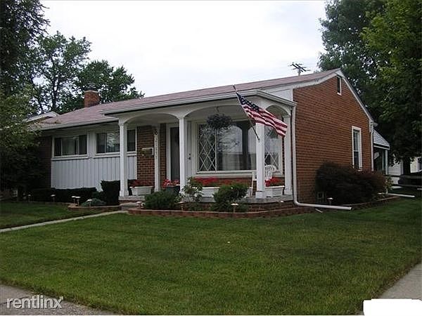 21859 Schroeder (2)
