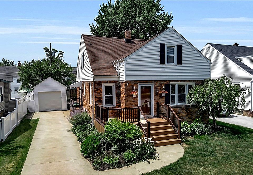 1st image of 30 Truesdale Rd