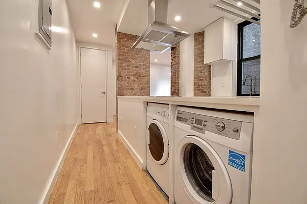 Rented by Bohemia Realty Group | media 16