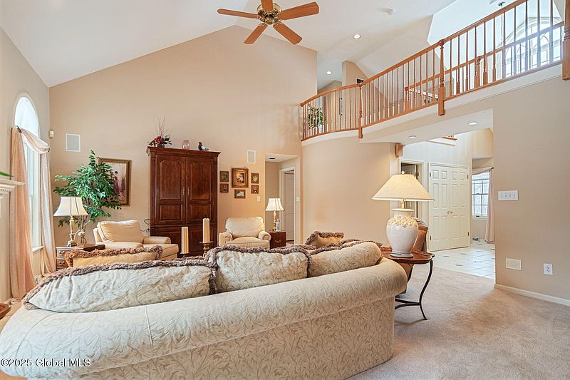 5th image of 620 Reutter Drive