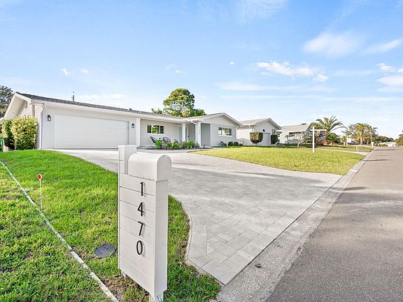 3rd image of 1470 Hill Dr