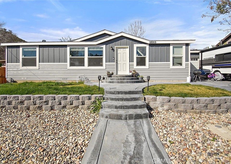 28915 Saint Lawrence St, Val Verde, CA 91384 Zillow