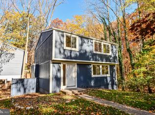 2317 Old Trail Dr, Reston, VA 20191