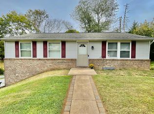 1 Valley View Rd, York, PA 17403