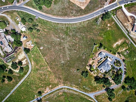 2nd image of 4.2 Acr Tierra De Dios Drive