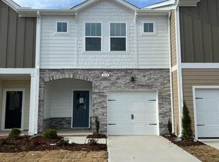 214 Joneshaven Dr, Fuquay Varina, NC 27526