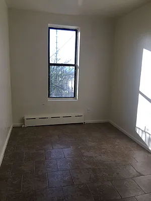 Rented by Newkey Realty LLC | media 6