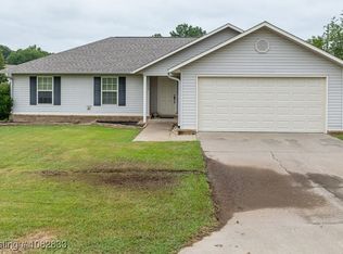 110 Luckau Ln, Alma, AR 72921