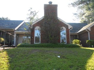 104 Woodland Ridge Dr, McComb, MS 39648