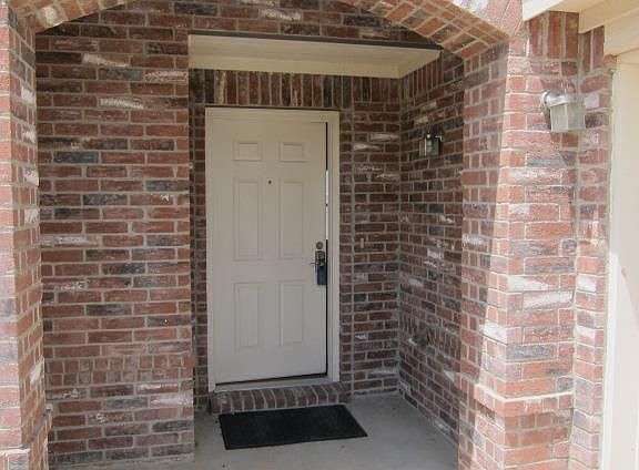 5th image of 121 Harvest Hill Ln