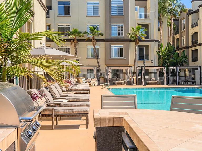 Regents La Jolla — Photo 7