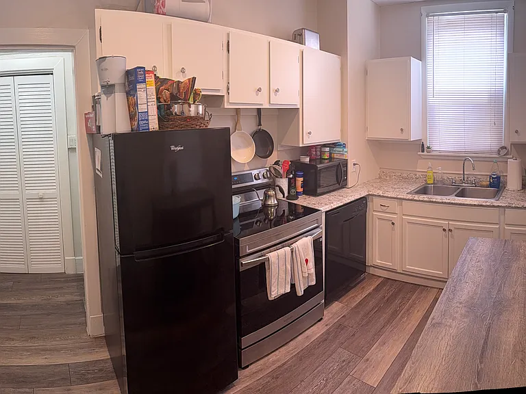 5806 Walnut St #1 — Photo 7