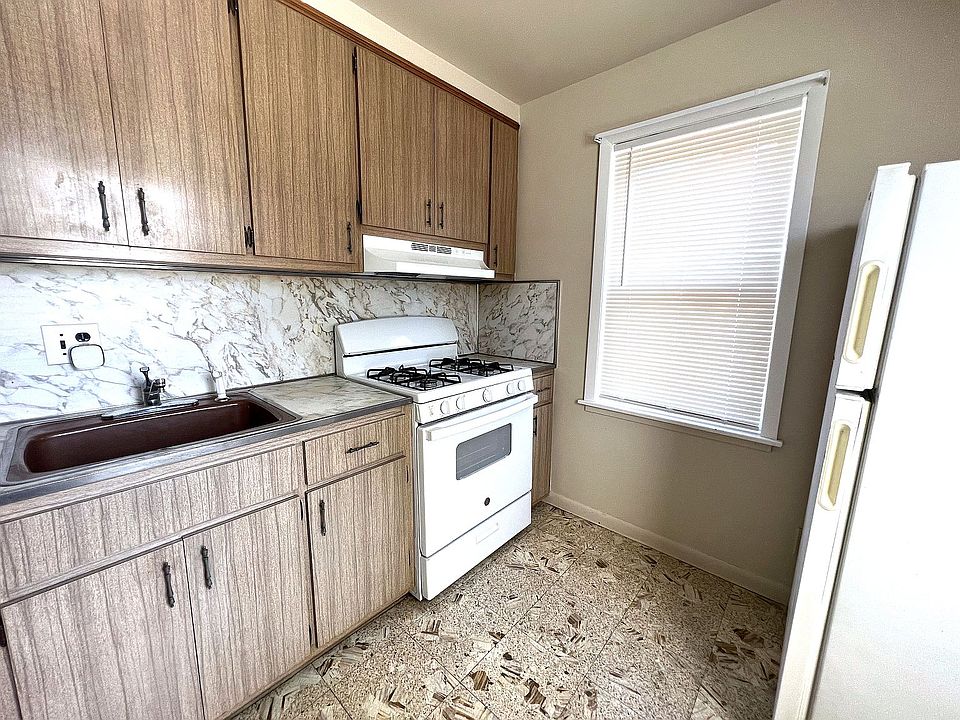 1st image of 21-34 29th Ave #2B