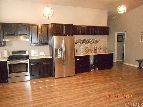 5th image of 15980 Davis St