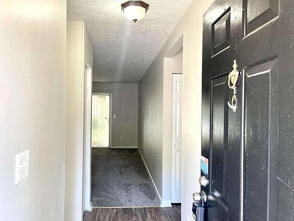 2nd image of 210 Sheraton Ct