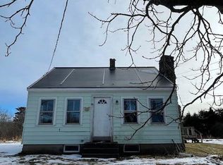 777 River Rd, Saint George, ME 04860