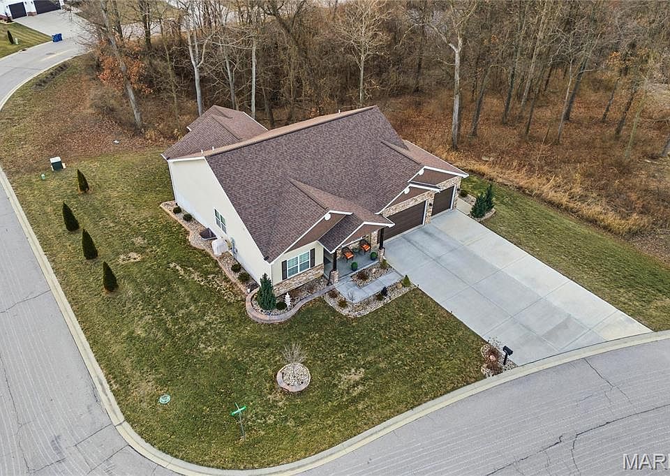 1st image of 8009 Tahoe Ridge Ln