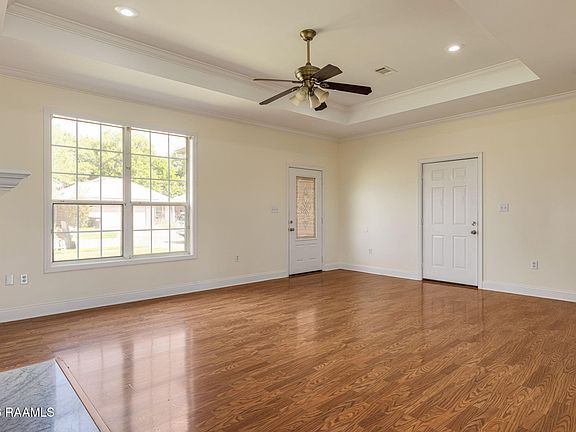 5th image of 202 Federal St