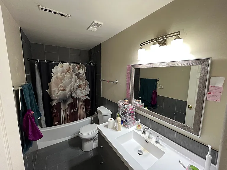 N114W15518 Sylvan Cir — Photo 11