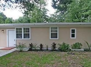 1703 Brookview Dr S, Jacksonville, FL 32246
