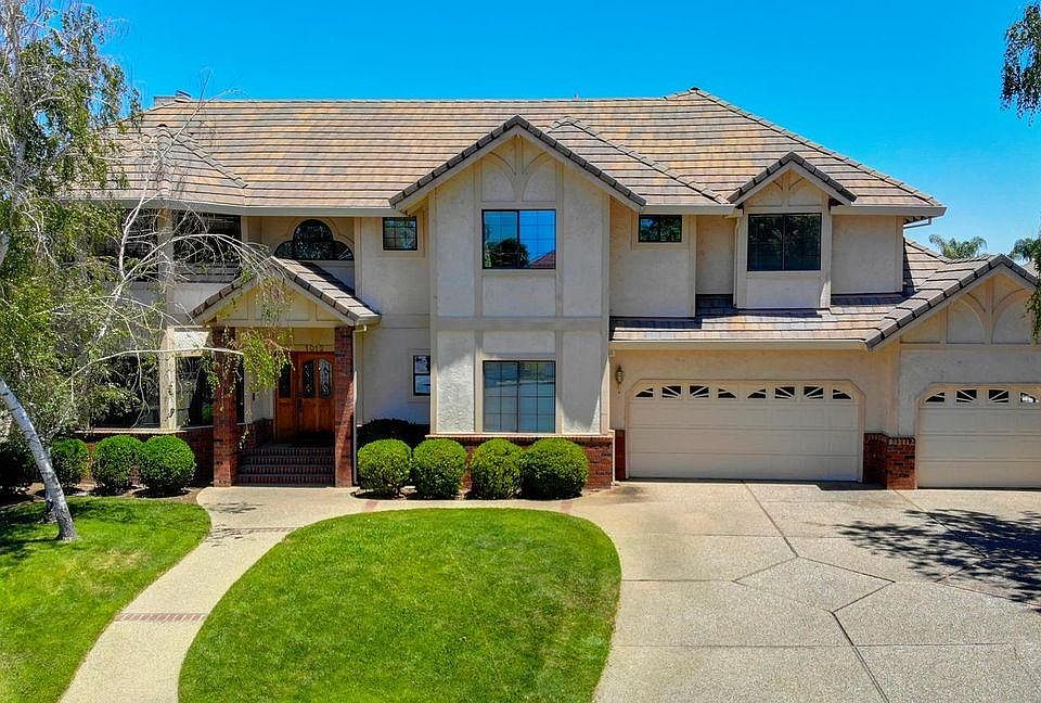 1st image of 1012 Cobble Shores Dr