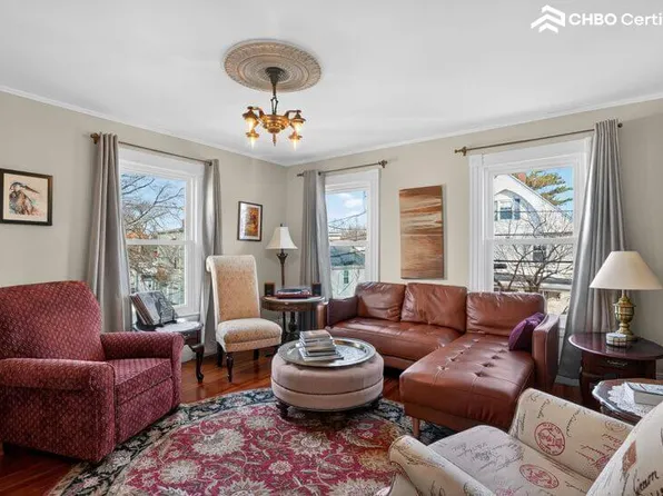 35 Fremont St #2, Winthrop, MA 02152