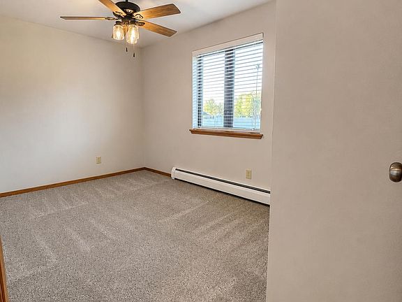 4th image of W2649 Barney Ct APT 1