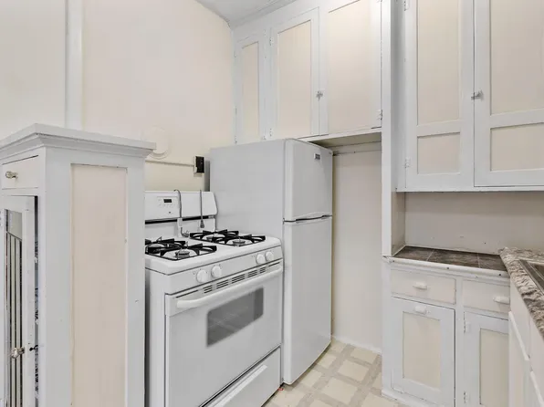 Emmerson Terrace Apartments, 1909 Emerson Ave S #1B-1Ba-650Sqft, Minneapolis, MN 55403