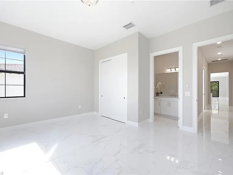 16374 Viansa Way #301 — Photo 16