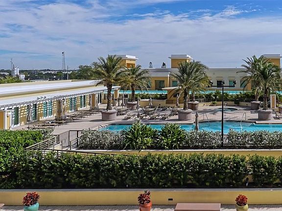 5th image of 800 N Tamiami Trl Unit 506