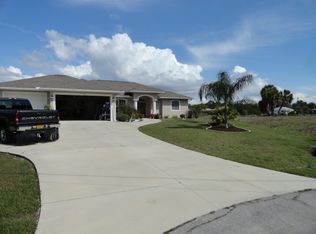146 Island Ct, Rotonda West, FL 33947