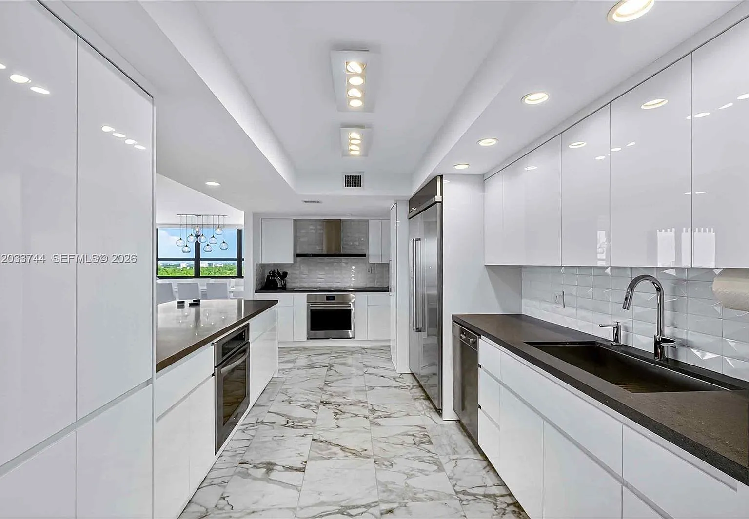 Grove Isle Condo — Photo 2