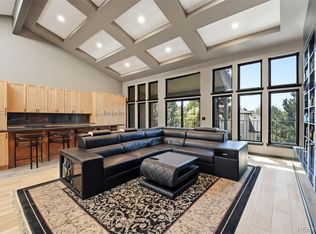 27 Beacon Hill Ln, Greenwood Village, CO 80111