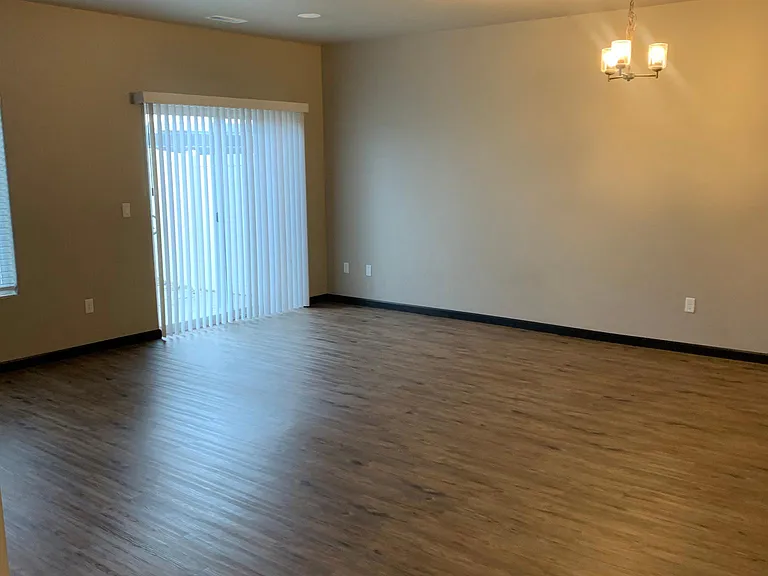 7905 Budsage Dr — Photo 3