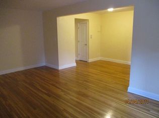 800 Greenwood Ave APT 4F, Brooklyn, NY 11218