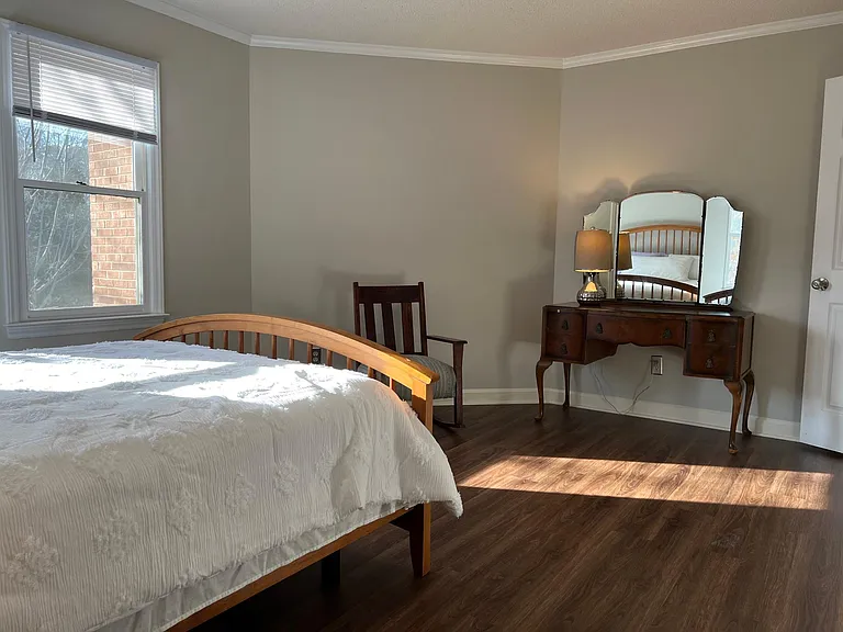 1444 Freedom Ct — Photo 36