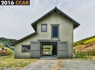 1160 Christie Rd, Martinez, CA 94553