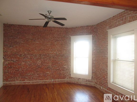 3rd image of 1425 N Washington St APT 300