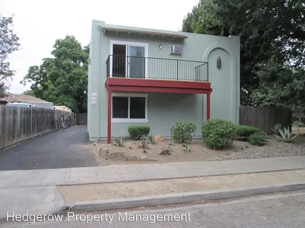 511 Riverside Dr, Napa, CA 94559