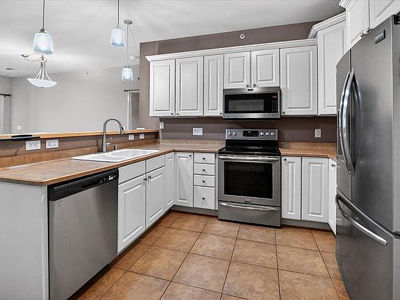 5th image of 1300 School Street #207