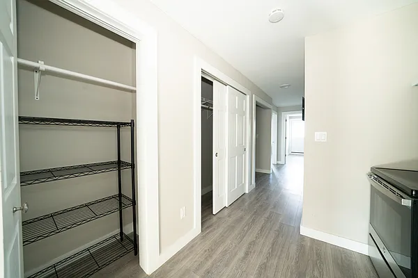 Rented by Sterling Realty Solution Inc | media 8