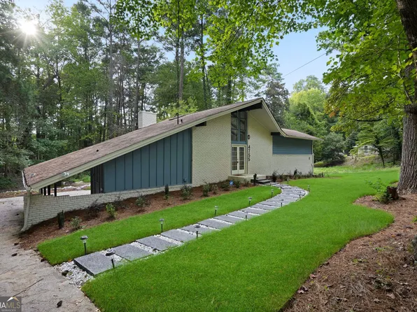 4755 Stillwood Cv, Forest Park, GA 30297