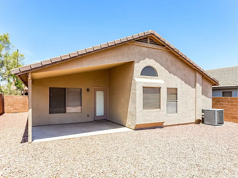 19016 W Rancho Dr — Photo 3